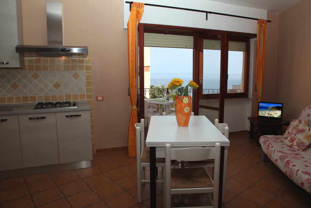 La Contessa Lejlighedshotel Santa Teresa Gallura Værelse billede
