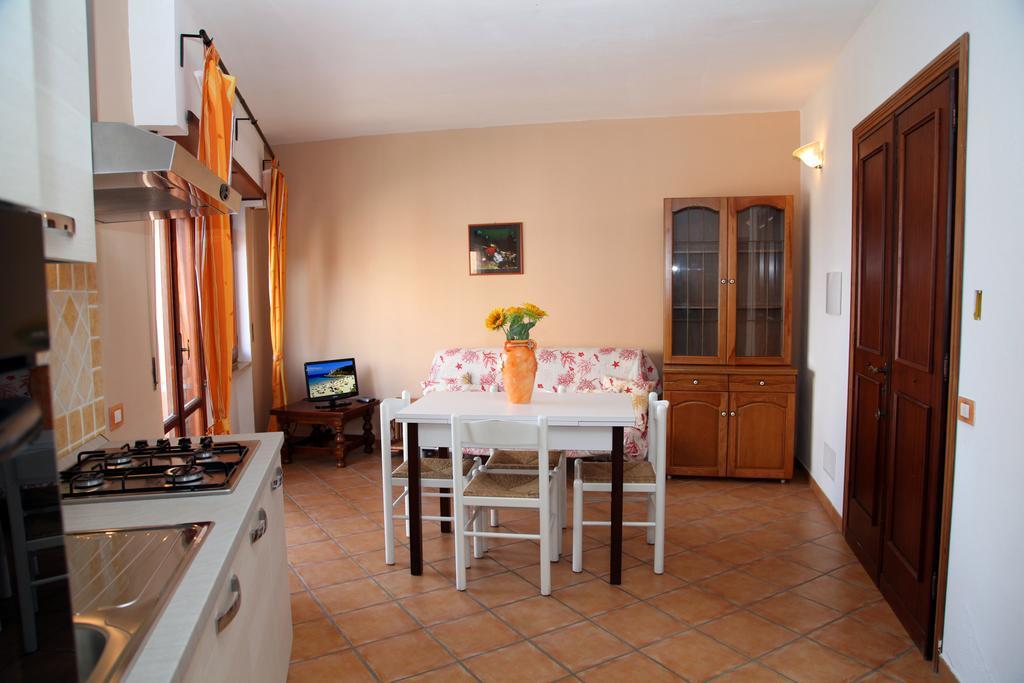 La Contessa Lejlighedshotel Santa Teresa Gallura Værelse billede