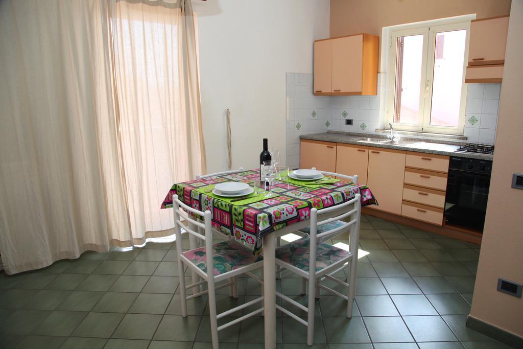 La Contessa Lejlighedshotel Santa Teresa Gallura Eksteriør billede