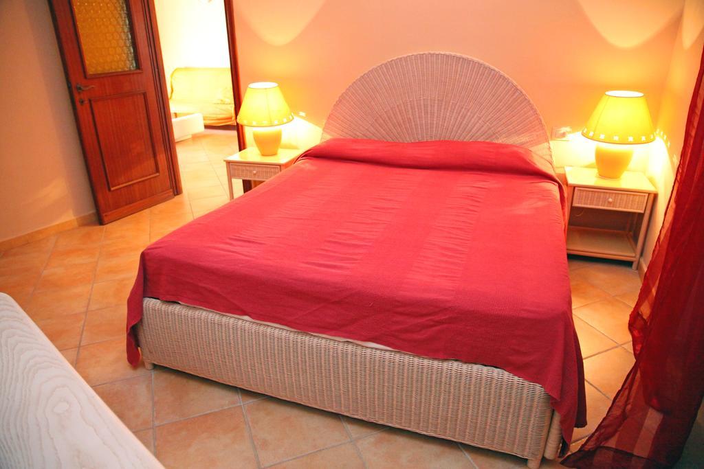 La Contessa Lejlighedshotel Santa Teresa Gallura Værelse billede