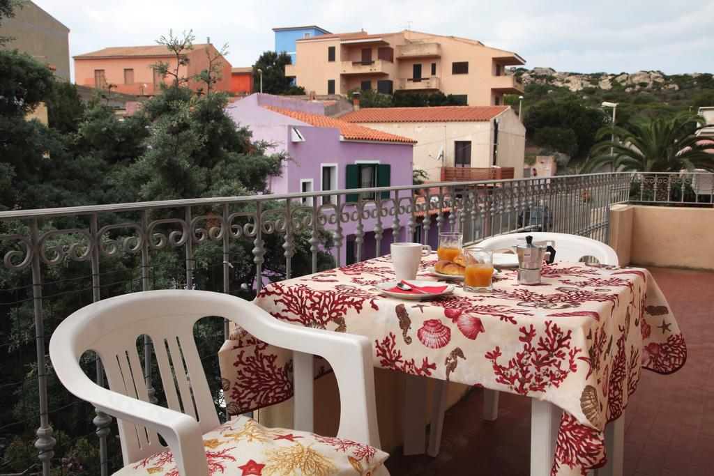 La Contessa Lejlighedshotel Santa Teresa Gallura Værelse billede